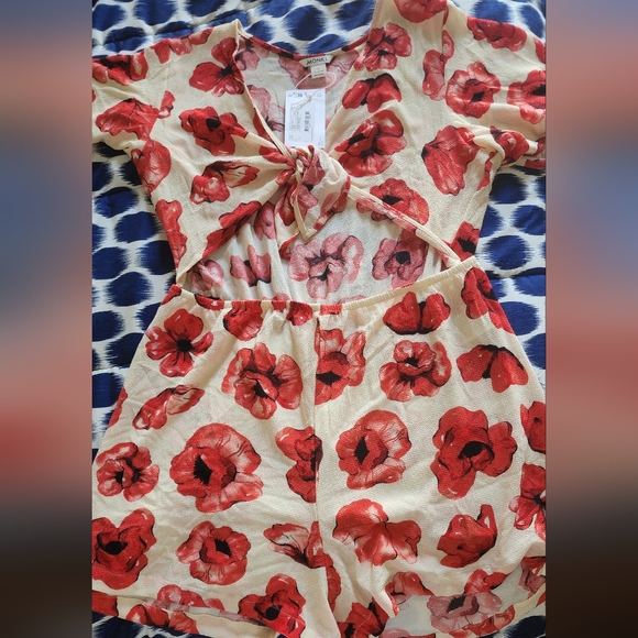 Monki Relaxed Romper - Picture 4 of 6